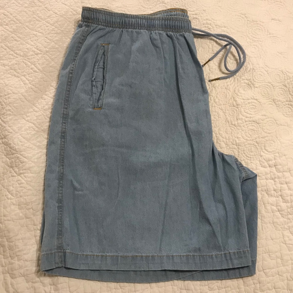 Hasting & Smith 💯% cotton light blue jeans pull-on shorts (2X)
